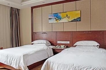 Vienna Hotel Jiangyin Qishan Road