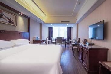 Vienna Hotel Nanning Xianhu
