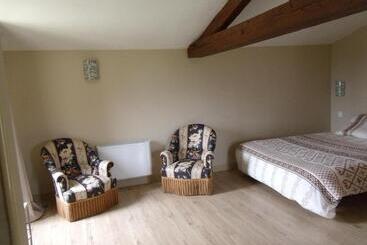 ベッドアンドブレックファースト Chre Cathy Et Jean Loup