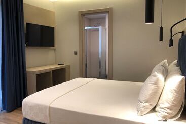 هتل The Palm Bosphorus