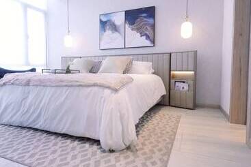 هتل آپارتمان Le Parc Residences   Luxury Suites