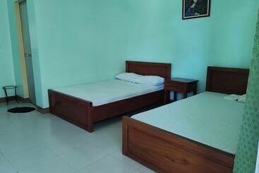 هتل Awel Seashore Inn Near Surf Spot