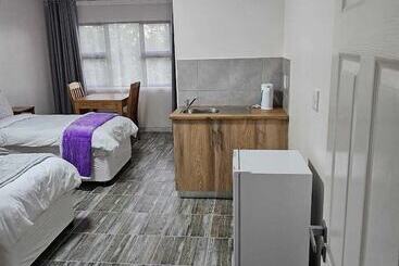 בית מלון כפרי Hagar Lodge