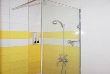 هتل 7days Inn Zhengzhou Railway Station Erma Road