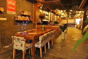 Xianyang Gudu International Youth Hostel