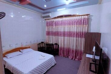 Phạm Gia Hotel Hg   By Bay Luxury