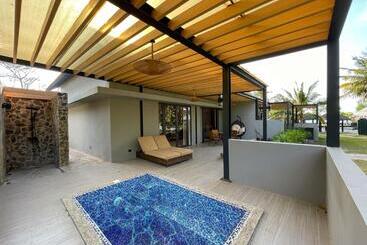리조트 Villas At Caza Del Mar