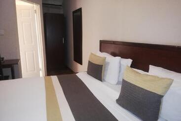 호텔 The Tamek Palace