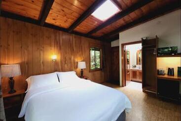 旅馆 The Pacifica Inn