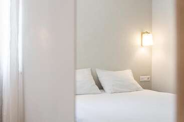 בית מלון כפרי Robson   Smart