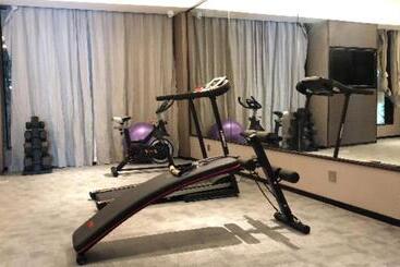 Echeng Hotel Hezhou Shizheng Square