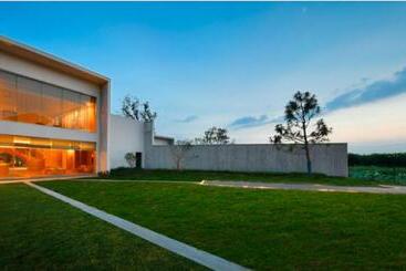 هتل Blossom House Wuxi Yangshan Taohua Island