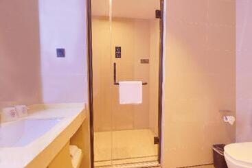 فندق City Comfort Inn Golmud City Hall Yanhu Square