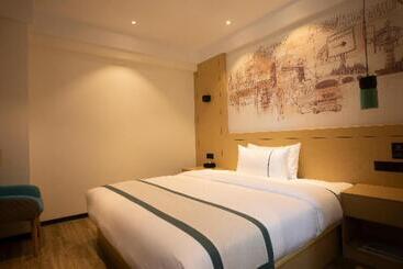 فندق City Comfort Inn Huaihua East Station