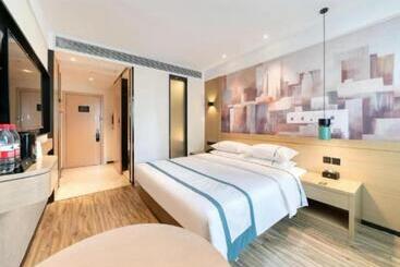 هتل City Comfort Inn Kunming Flower City Midea Shuncheng Mansion