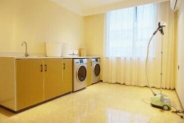 בית מלון כפרי City Comfort Inn Zhanjiang International Trade Dingsheng Plaza