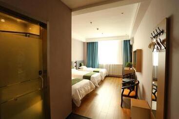 호텔 Green Tree Inn Shandong Dongying Lijin County Phoenix Plaza