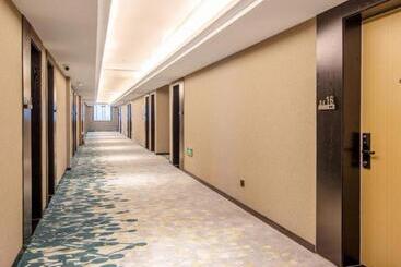 호텔 Greentree Inn Express Dongying Lijin County Ginza Market