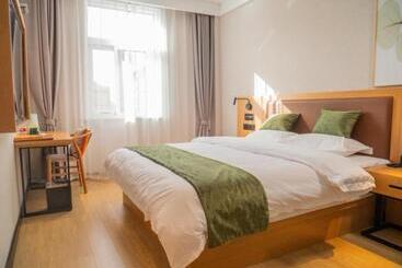 호텔 Greentree Inn Express Guannan County Xinwan Bei Road