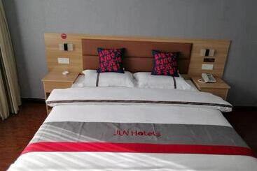 Jun Hotel Shanxi Lvliang Lan County Bus Terminal