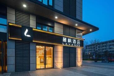 Lavande Hotel Zhengzhou Hanghai East Road Jingkai Center Square Metro Station