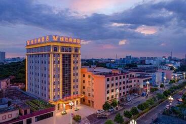 Vienna Hotel Dongguan Chashan High Speed Railway Station