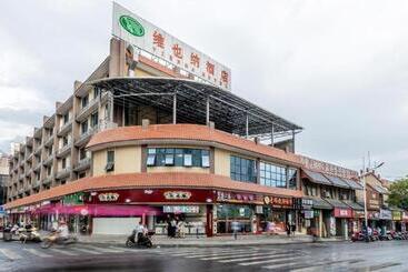 Vienna Hotel Guangdong Shaoguan Ruyuan Yao Cultural Square