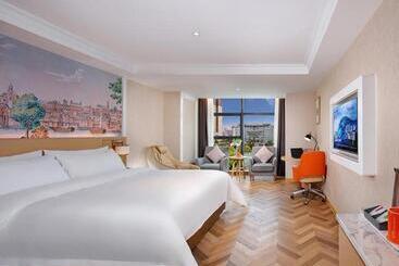 Vienna Hotel Guiyang Yunyan District Government