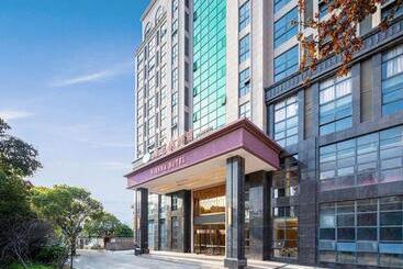 Vienna Hotel Jiangxi Fengcheng Fnegkuang