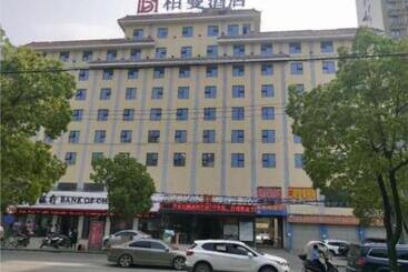 Borrman Hotel Huanggang Qichun Qichang Avenue Rt Mart