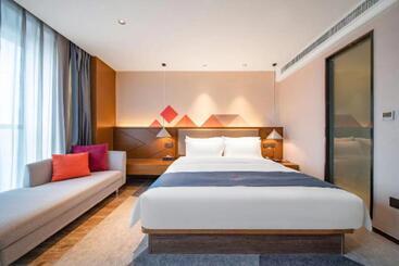 Borrman Hotel Ji Nan Aoti Center East Provincial Hospital