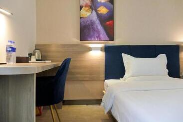 ホテル 7 Days Premium Xianning Wenquan Shopping Center