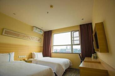 هتل City Comfort Inn Ganzhou Railway Station