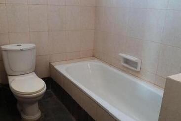 בית מלון כפרי Flamingo Residence