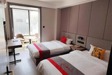 Jun Hotel Shanxi Linfen Hongdong County Dahuaishu Xungen Jizhuyuan