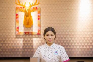 Pai Hotel·huazhou Bus Terminal