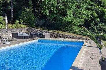 민박 Le Relais Des Clefs Au Calme Du Gatinais Escapade à Deux Terrasse Privée Wifi Offre Romant