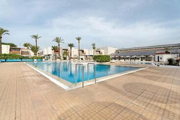 Casa Lizzy   Appartamento Con Vista Giardino N325