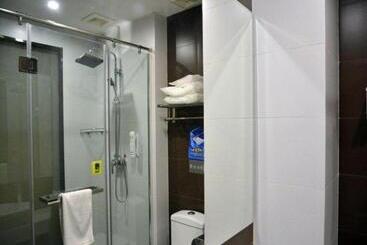 ホテル 7 Days Inn Tai An Dongpingxi Hualian