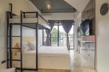 هتل Auberge Petit