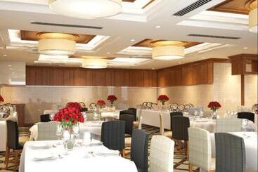 هتل Nakorn Phanom Riverview