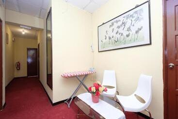 호텔 Tudor Home Inn By Secoms