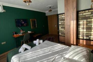 Kartal Yuvası Dağ Evi Otel