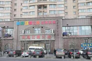 Lavande Hotels Urumqi Xinmin West Street Hongda Plaza