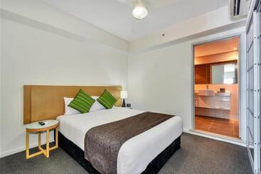 هتل آپارتمان Room With Kitchen At Pandanus