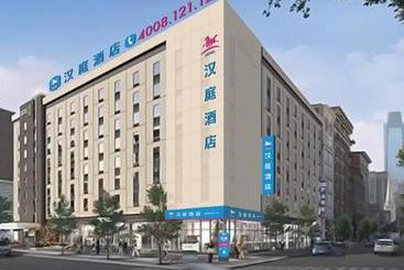 בית מלון כפרי Hanting Express Taiyuan Railway Station