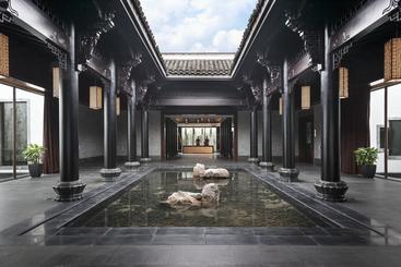 Yurun Hanyuelou Villa Resort Huangshan