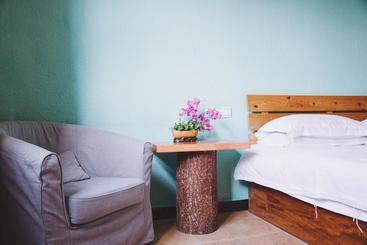 Chengdu Dreams Travel International Youth Hostel