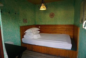 Chengdu Dreams Travel International Youth Hostel