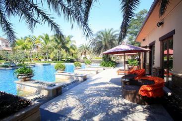هتل Haitang Bay Fu Wan Minorca Resort